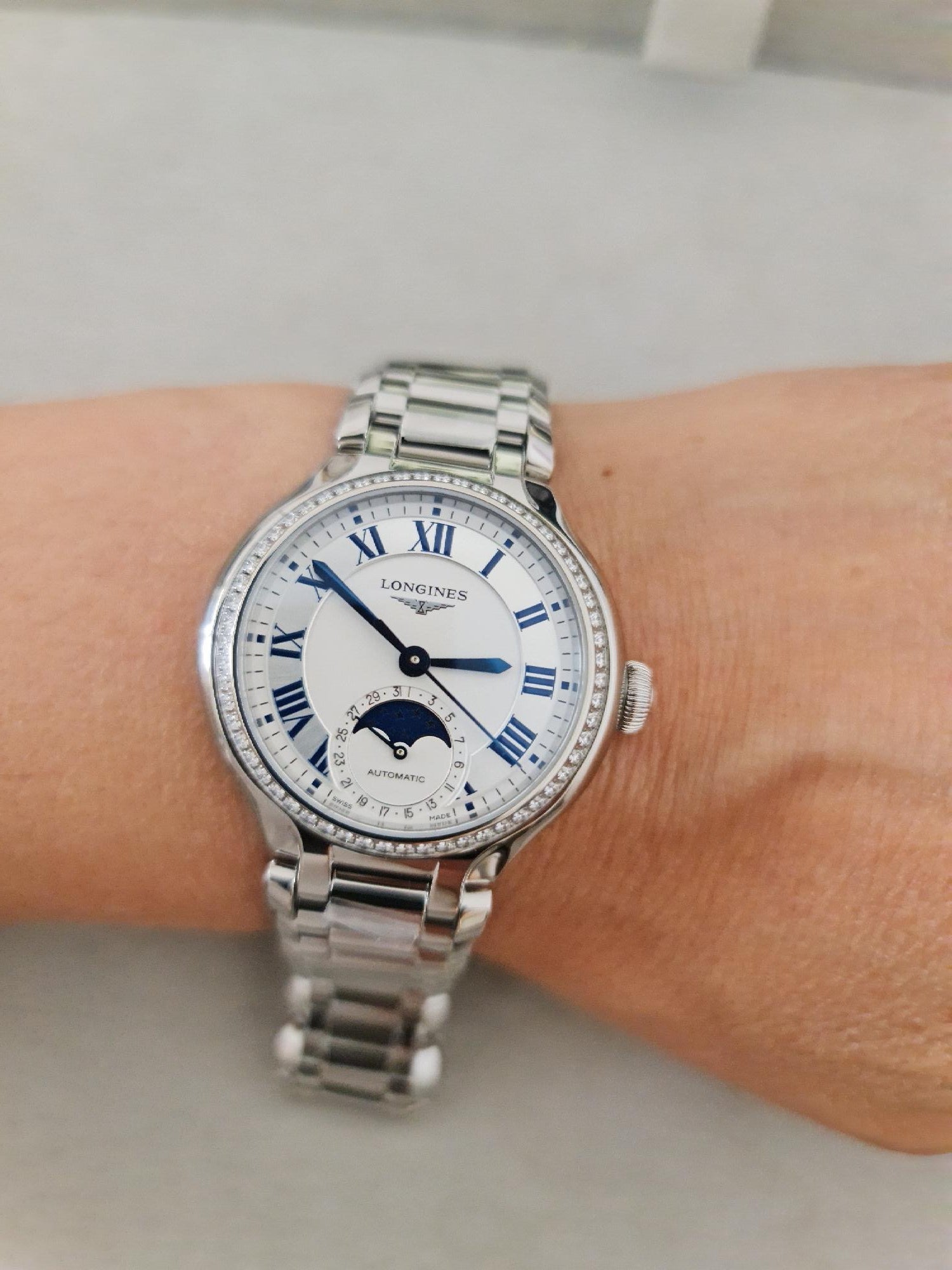 Longines PrimaLuna Moonphase mit Diamanten